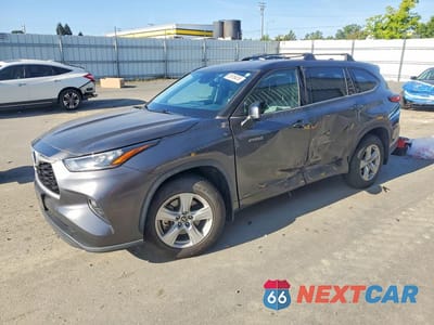 2020 TOYOTA HIGHLANDER HYBRID LE 5TDBBRCH8LS503964 - główne zdjęcie licytacji z USA - miniatura