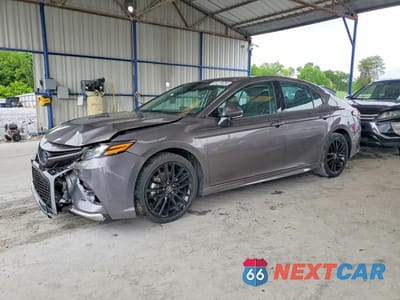 2024 TOYOTA CAMRY XSE 4T1K61AKXRU859160 - główne zdjęcie licytacji z USA - miniatura