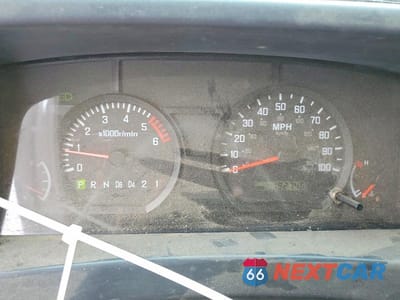 Zdjęcie 9 z 12 samochodu: 2012 ISUZU NPR HD BOX TRUCK VIN:54DC4W1B6CS803694 - miniatura