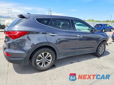 Trzecie zdjęcie samochodu z tyłu: 2016 HYUNDAI SANTA FE SPORT 2.4L VIN:5XYZTDLB5GG361599 - miniatura