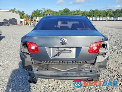 Zdjęcie 6 z 13 samochodu: 2005 VOLKSWAGEN NEW JETTA VALUE VIN:3VWPF71K35M631042 - miniatura