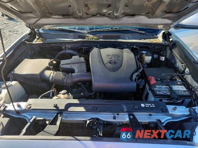 Zdjęcie 11 z 12 samochodu: 2017 TOYOTA TACOMA SR V6 VIN:3TMCZ5AN0HM066731 - miniatura