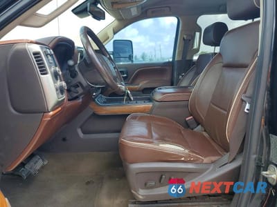 Zdjęcie 7 z 12 samochodu: 2015 CHEVROLET SILVERADO K3500 HIGH COUNTRY VIN:1GC4K1E86FF544671 - miniatura