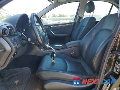 Zdjęcie 7 z 12 samochodu: 2001 MERCEDES-BENZ C 320 VIN:WDBRF64JX1F030602 - miniatura