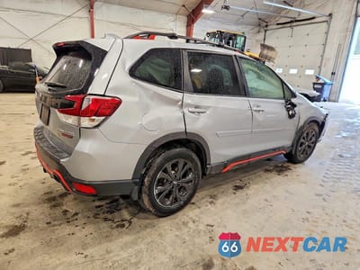 Trzecie zdjęcie samochodu z tyłu: 2022 SUBARU FORESTER SPORT VIN:JF2SKAJC3NH489179 - miniatura