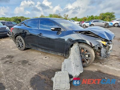 Czwarte zdjęcie samochodu z boku: 2016 NISSAN MAXIMA PLATINUM VIN:1N4AA6AP9GC418099 - miniatura