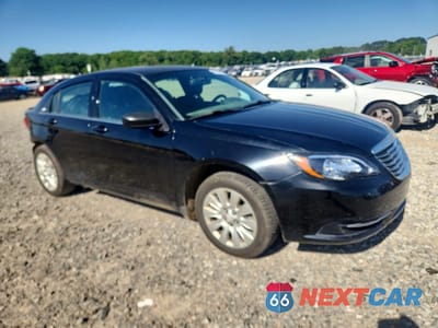 Czwarte zdjęcie samochodu z boku: 2012 CHRYSLER 200 LX VIN:1C3CCBABXCN106516 - miniatura