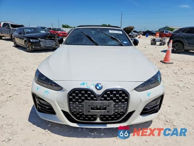 Piąte zdjęcie samochodu w środku: 2022 BMW 430I VIN:WBA23AT09NCK47022 - miniatura