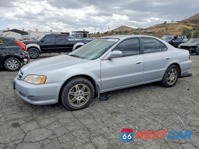 2000 ACURA 3.2TL 19UUA5665YA041187 - główne zdjęcie licytacji z USA - miniatura