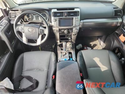 Zdjęcie 8 z 13 samochodu: 2019 TOYOTA 4RUNNER SR5 PREMIUM VIN:JTEBU5JR4K5693776 - miniatura