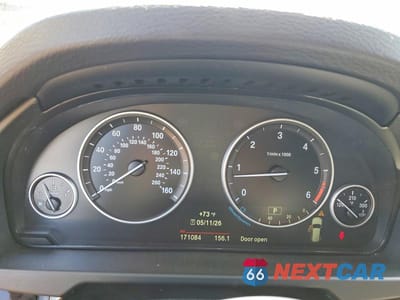 Zdjęcie 9 z 12 samochodu: 2015 BMW X5 XDRIVE35D VIN:5UXKS4C55F0N07632 - miniatura