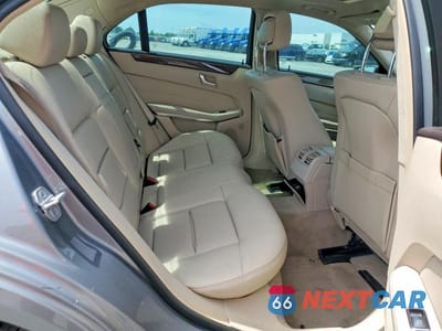 Zdjęcie 10 z 12 samochodu: 2014 MERCEDES-BENZ E 350 VIN:WDDHF5KB9EA963600 - miniatura