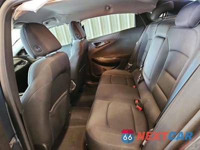 Zdjęcie 10 z 12 samochodu: 2019 CHEVROLET MALIBU LT VIN:1G1ZD5ST1KF176354 - miniatura
