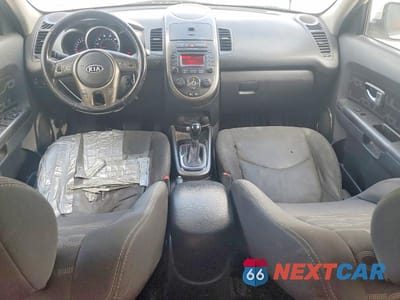 Zdjęcie 8 z 12 samochodu: 2012 KIA SOUL + VIN:KNDJT2A6XC7466573 - miniatura