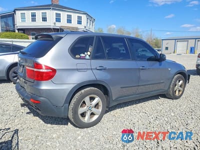 Trzecie zdjęcie samochodu z tyłu: 2010 BMW X5 XDRIVE35D VIN:5UXFF0C59ALT75724 - miniatura