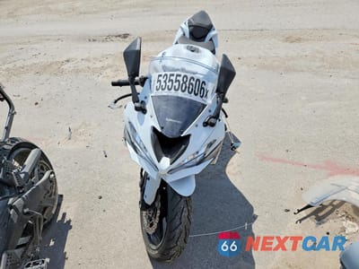 Drugie zdjęcie samochodu z przodu: 2021 KAWASAKI ZX636 K VIN:JKBZXJH14MA007139 - miniatura