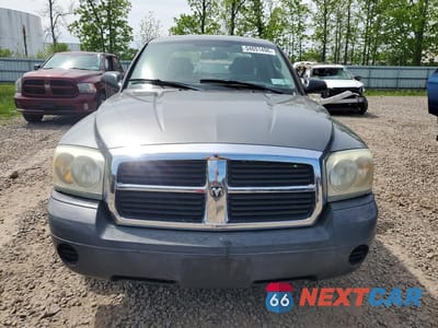 Piąte zdjęcie samochodu w środku: 2007 DODGE DAKOTA QUAD VIN:1D7HW28K27S259631 - miniatura