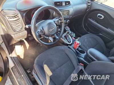 Zdjęcie 8 z 12 samochodu: 2017 KIA SOUL BASE VIN:KNDJN2A25H7479021 - miniatura