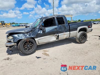 2005 GMC NEW SIERRA K1500 1GTEK19B15Z279701 - główne zdjęcie licytacji z USA - miniatura