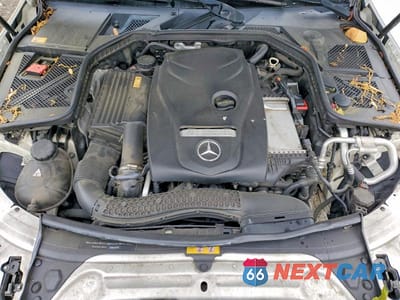 Zdjęcie 11 z 12 samochodu: 2015 MERCEDES-BENZ C 300 4MATIC VIN:55SWF4KB4FU026804 - miniatura