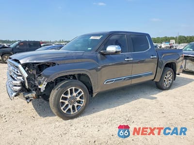 2025 TOYOTA TUNDRA 1794 EDITION 5TFMA5DB7SX284017 - główne zdjęcie licytacji z USA - miniatura