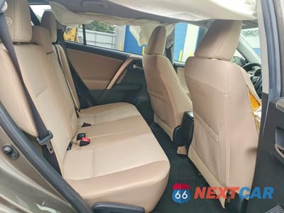Zdjęcie 11 z 13 samochodu: 2015 TOYOTA RAV4 XLE VIN:JTMWFREV9FD060975 - miniatura