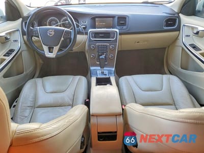 Zdjęcie 8 z 12 samochodu: 2012 VOLVO S60 T5 VIN:YV1622FS2C2053052 - miniatura