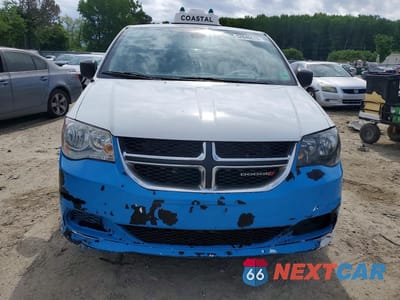 Piąte zdjęcie samochodu w środku: 2019 DODGE GRAND CARAVAN SE VIN:2C4RDGBG5KR765986 - miniatura