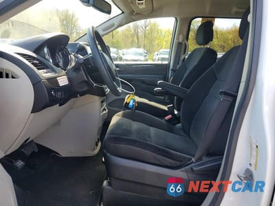 Zdjęcie 7 z 13 samochodu: 2018 DODGE GRAND CARAVAN SE VIN:2C4RDGBG8JR337960 - miniatura