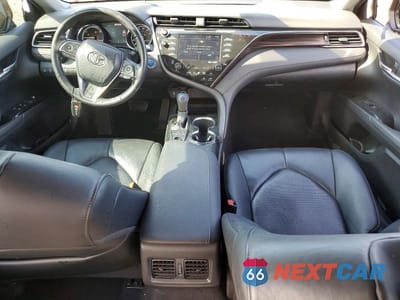 Zdjęcie 8 z 13 samochodu: 2020 TOYOTA CAMRY XLE VIN:4T1F31AK0LU540867 - miniatura