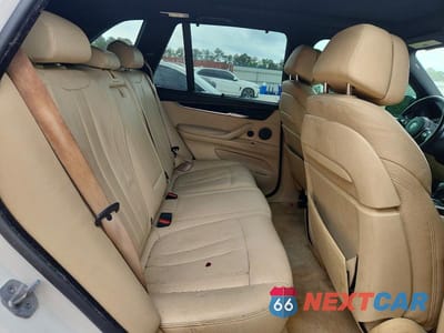 Zdjęcie 11 z 13 samochodu: 2015 BMW X5 XDRIVE50I VIN:5UXKR6C5XF0J77316 - miniatura