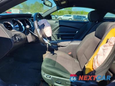 Zdjęcie 7 z 12 samochodu: 2014 FORD MUSTANG VIN:1ZVBP8AM7E5239220 - miniatura