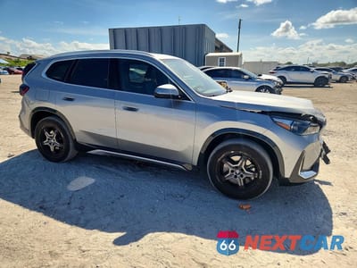 Czwarte zdjęcie samochodu z boku: 2025 BMW X1 XDRIVE28I VIN:WBX73EF06S5227034 - miniatura