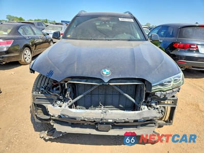 Piąte zdjęcie samochodu w środku: 2021 BMW X7 XDRIVE40I VIN:5UXCW2C04M9F88443 - miniatura