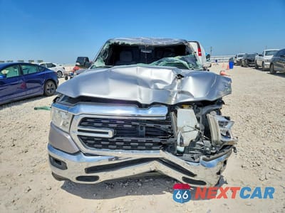 Piąte zdjęcie samochodu w środku: 2022 RAM 1500 BIG HORN VIN:1C6RREBG0NN329237 - miniatura