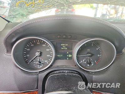 Zdjęcie 9 z 13 samochodu: 2008 MERCEDES-BENZ GL 450 4MATIC VIN:4JGBF71E18A402542 - miniatura
