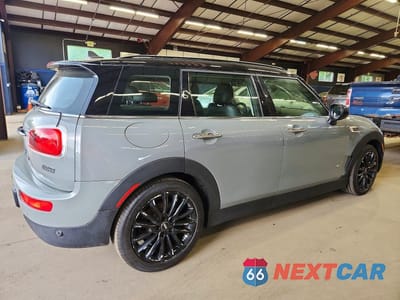 Trzecie zdjęcie samochodu z tyłu: 2017 MINI COOPER CLUBMAN ALL4 VIN:WMWLU1C52H2C42190 - miniatura