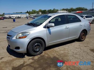 2007 TOYOTA YARIS JTDBT903X71093922 - główne zdjęcie licytacji z USA - miniatura