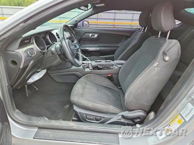 Zdjęcie 7 z 12 samochodu: 2020 FORD MUSTANG VIN:1FA6P8TH2L5154146 - miniatura