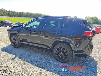 Drugie zdjęcie samochodu z przodu: 2024 TOYOTA RAV4 SE VIN:2T3T6RFV7RW062491 - miniatura