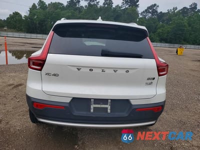 Zdjęcie 6 z 12 samochodu: 2023 VOLVO XC40 PLUS VIN:YV4L12UNXP2114157 - miniatura