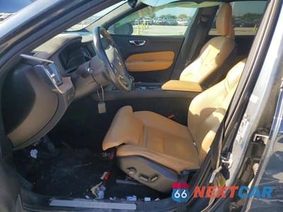 Zdjęcie 7 z 13 samochodu: 2020 VOLVO XC60 T5 INSCRIPTION VIN:YV4102DL3L1424336 - miniatura