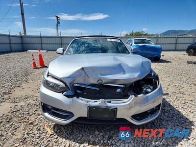 Piąte zdjęcie samochodu w środku: 2016 BMW 228 XI SULEV VIN:WBA1L9C58GV324461 - miniatura