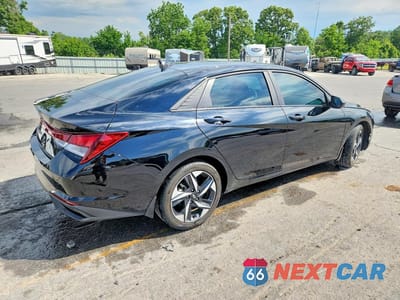 Trzecie zdjęcie samochodu z tyłu: 2023 HYUNDAI ELANTRA SEL VIN:KMHLS4AG8PU444428 - miniatura
