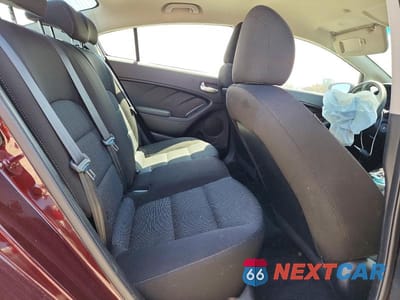 Zdjęcie 10 z 13 samochodu: 2017 KIA FORTE LX VIN:3KPFK4A73HE148525 - miniatura