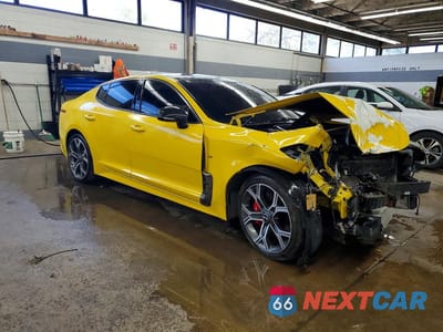 Czwarte zdjęcie samochodu z boku: 2018 KIA STINGER GT VIN:KNAE35LCXJ6020333 - miniatura