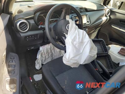 Zdjęcie 8 z 12 samochodu: 2023 NISSAN VERSA S VIN:3N1CN8DV3PL873616 - miniatura