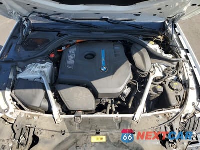Zdjęcie 11 z 13 samochodu: 2019 BMW 530E VIN:WBAJA9C56KB399367 - miniatura