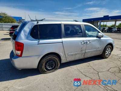 Trzecie zdjęcie samochodu z tyłu: 2011 KIA SEDONA LX VIN:KNDMG4C76B6370057 - miniatura