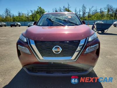 Piąte zdjęcie samochodu w środku: 2021 NISSAN ROGUE SV VIN:JN8AT3BB8MW235622 - miniatura